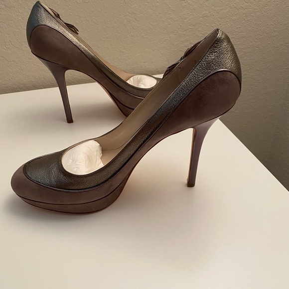 Dior Deco Dorsay Pump In Stone. New In Box. 100% Authentic - Picture 12 of 16